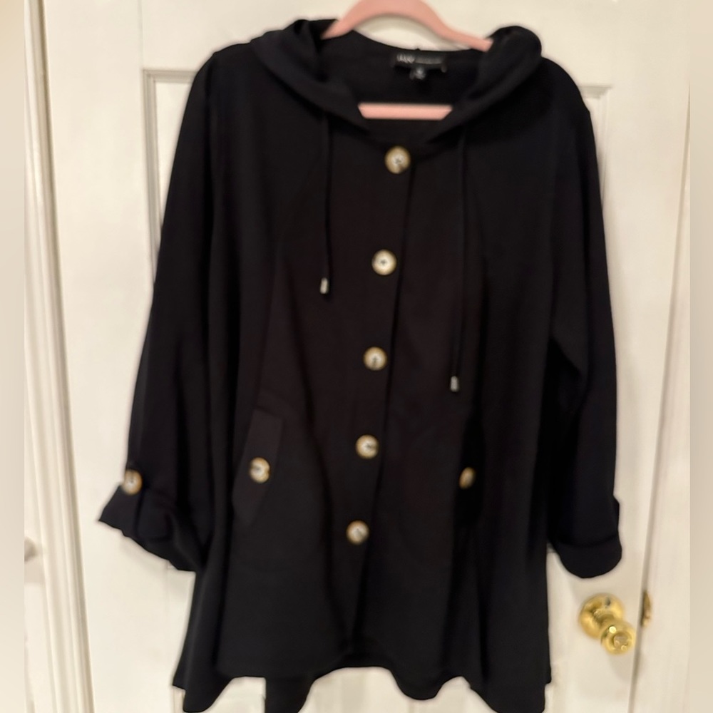 Jones New York women’s oversized jacket… with button closure, pockets, size 1X